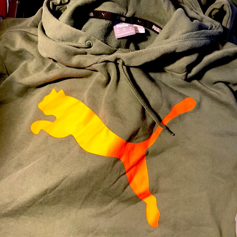 Puma sweatshirt